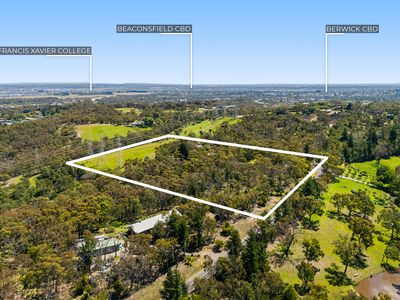 32 L L Road, Officer