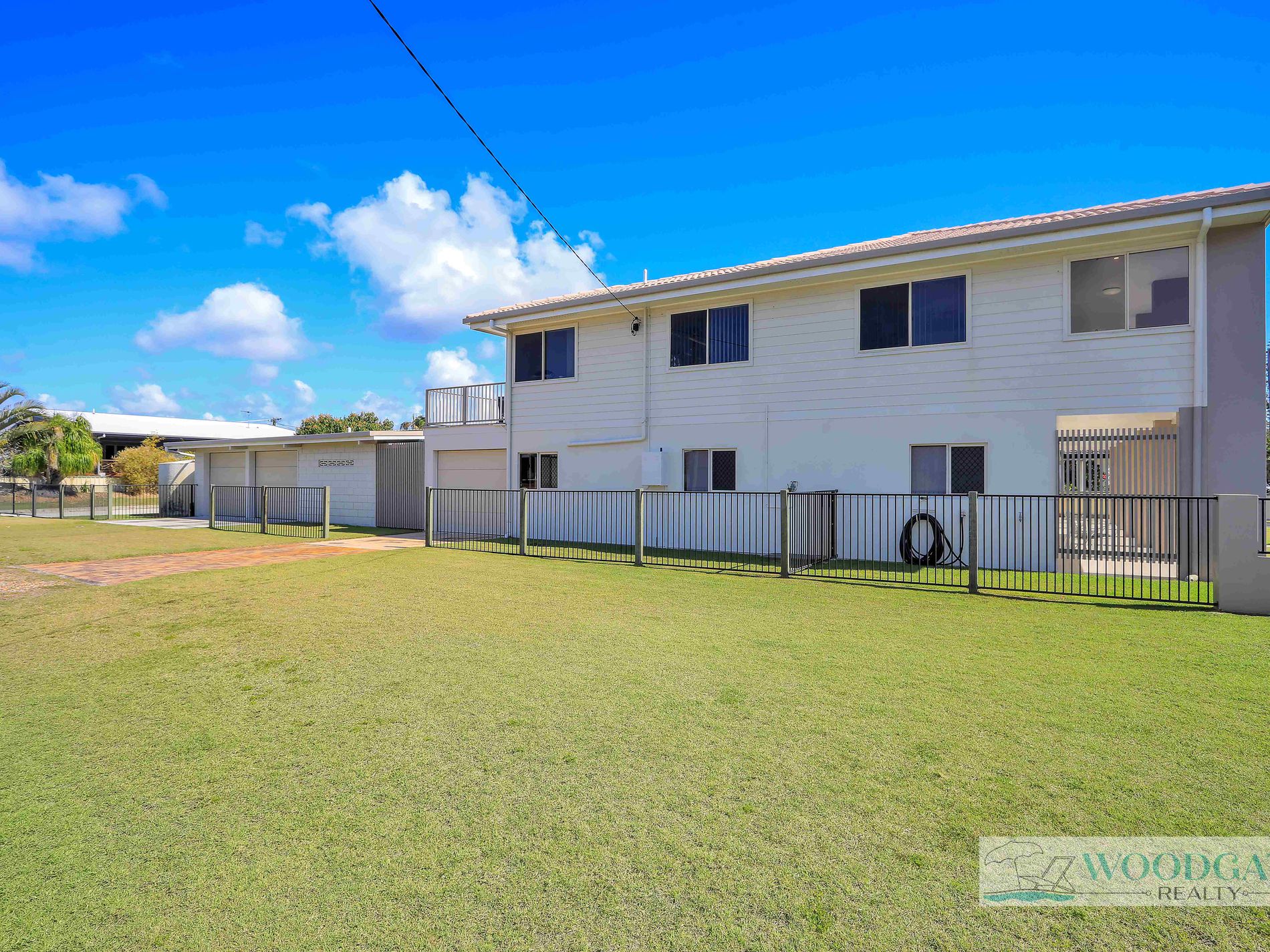 101 Esplanade, Woodgate