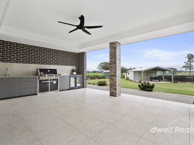 2 TEE CLOSE, Worrigee