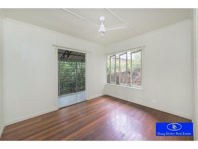 22 Newcomen Street, Indooroopilly