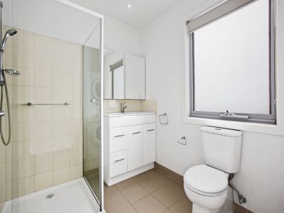37 Waxflower Crescent, Bundoora