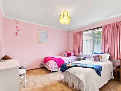 6 Rachel Court, Sale