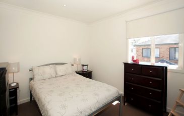 25 Tilbavale Close, Hallam