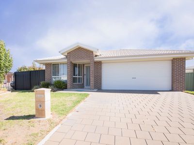2 Shetland Avenue, Dubbo