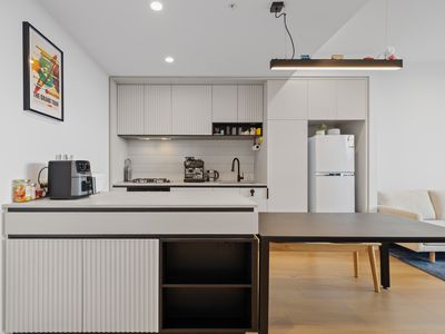 521 / 26 Foundation Boulevard, Burwood East