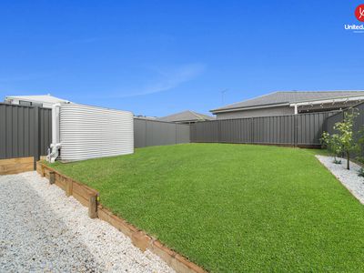8 Calendula Court, Casula