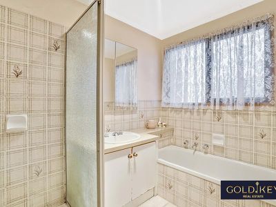 33 Bayview Crescent, Hoppers Crossing