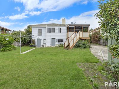 11 Strahan Road, Newstead