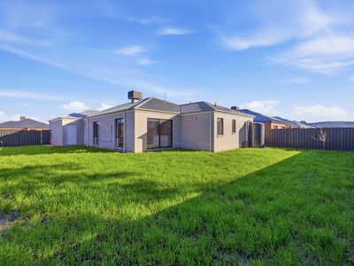 24 Sandalwood Street, Wangaratta