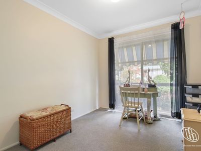 42 Mummaga Lake Drive, Dalmeny