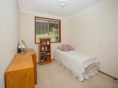 6 Sandalwood Road, Farmborough Heights