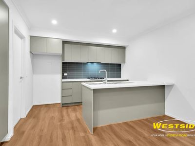 4 / 3 Rosso Drive, Tarneit