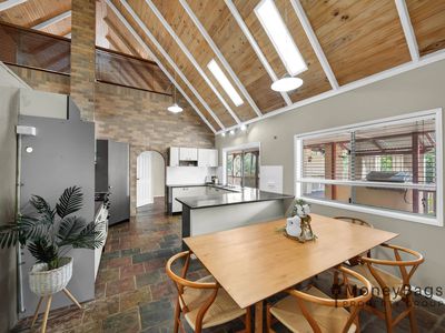 56 Marjorie Court, South Maclean