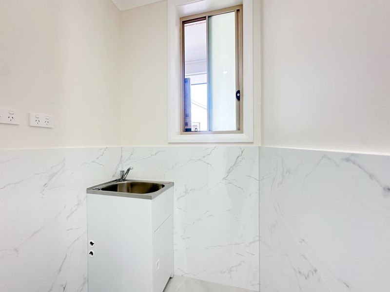 6A Scribbly Place, Macquarie Fields