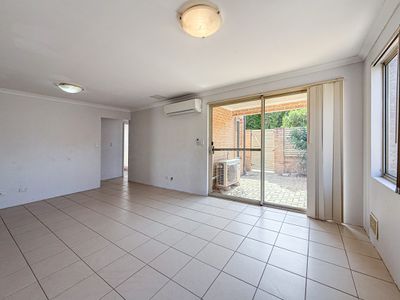 22 / 17 Third Avenue, Kelmscott