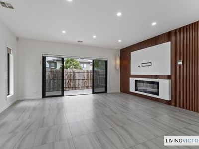 79 Debonair Parade, Craigieburn