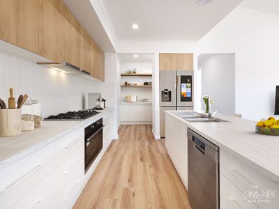 21 BRADBURY LANE, Baranduda