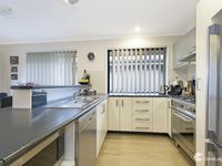 87 / 316 Long Street East, Graceville