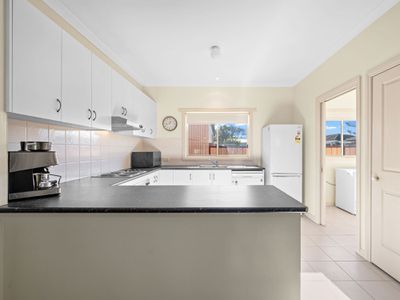 4 Winnen Place, Port Fairy