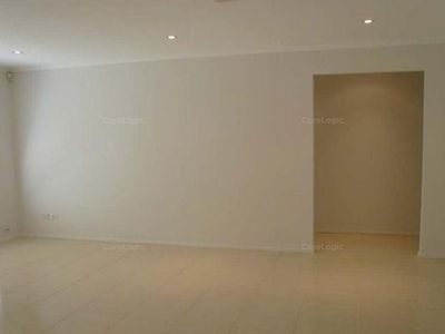 1 / 2 Burwood Court, Labrador