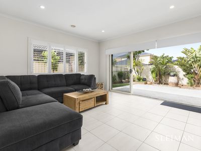 4 Omarama Way, Taylors Hill