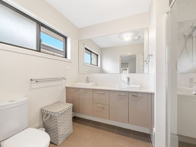 56 William Buckley Drive, Carnes Hill