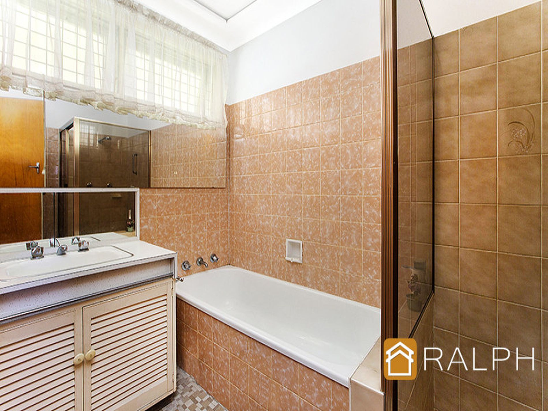 7 Lofts Avenue, Roselands