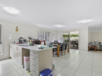 5 Newmarket Drive, Morayfield