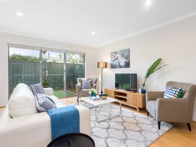 2 / 87 Hardey Road, Belmont