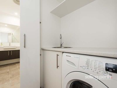 8 / 76 Waterloo Street, Joondanna