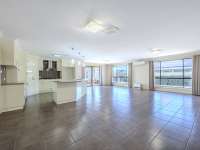 6 Waldorf Place, Dubbo