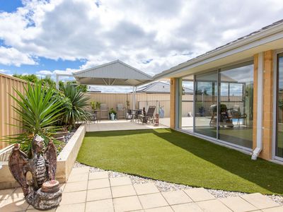 5 Tobar Road, Dalyellup