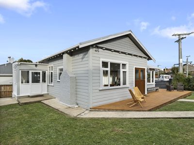 63 English Avenue, Mornington