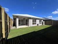 37 Redcomb Drive, Park Ridge