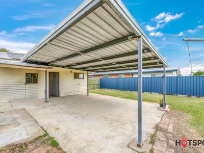 15 Duncraigen Street, Norville