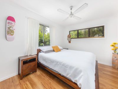 38 Pines Avenue, Cooroibah