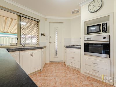 13 Potter Street, Huntingdale