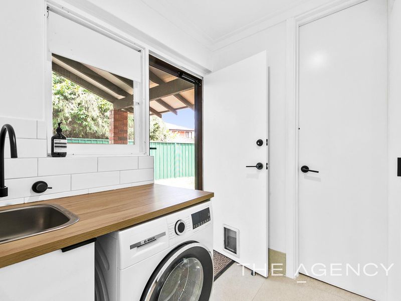 1 / 28 Allerton Way, Booragoon