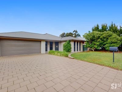 24 Lansdowne Drive, Dubbo