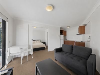 8 / 273 Boundary Street, Spring Hill
