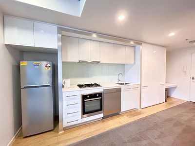 1205 / 568 St Kilda Road, Melbourne