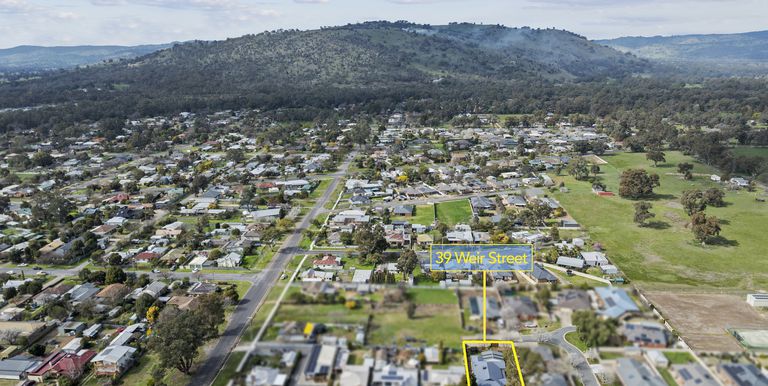 39 Weir Street, Euroa