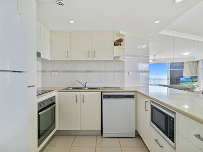 13D / 2 Nineteenth Avenue, Palm Beach