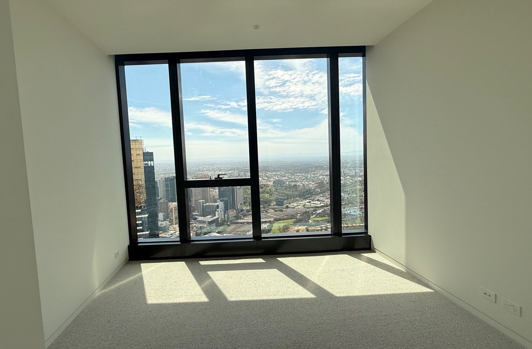 9201 / 70 Southbank Blvd, Southbank