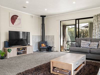 19 Kennard Crescent, Karitane