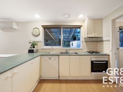 9 Greenshank court , Carrum Downs