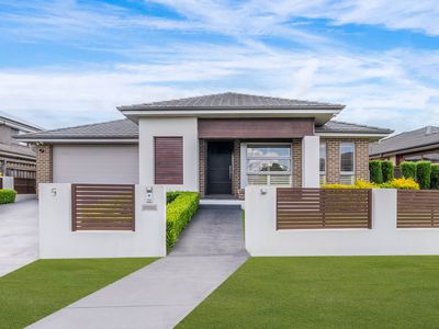 5 Corduroy Road, Elizabeth Hills