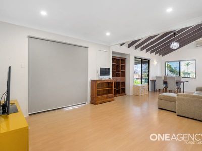4 Durwun Cl, Durack