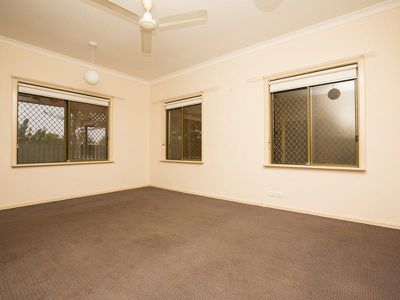 5 Paroo Close, South Hedland