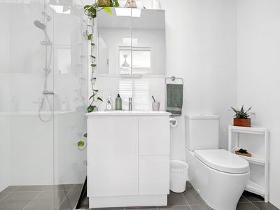 6 Yellowfin Close, Narooma